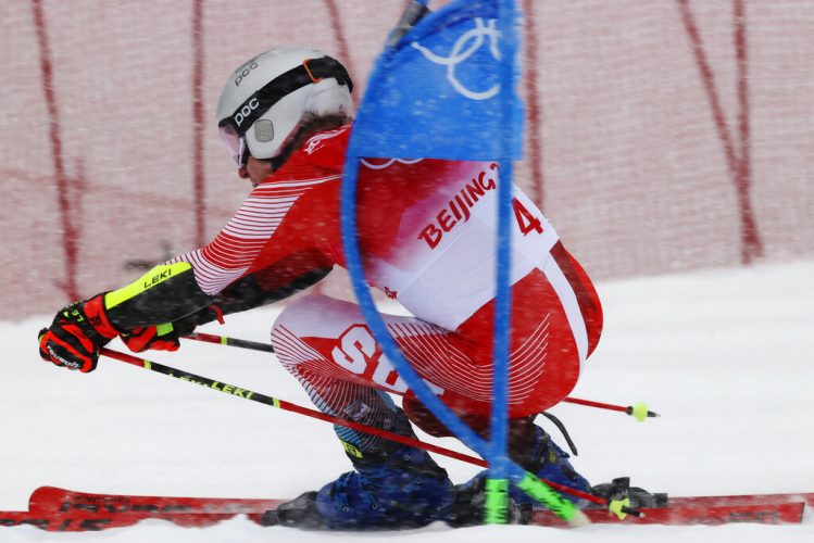 Odermatt leads Olympic giant slalom after snowy 1st run
